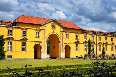 Osnabruck Kalesi ve St. Katharinen Kilisesi