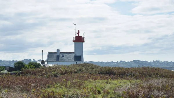 Zobacz latarnia morska w Bretanii — Zdjęcie stockowe