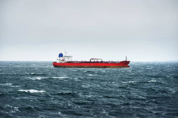 Petrolero en el mar Báltico — Foto de Stock