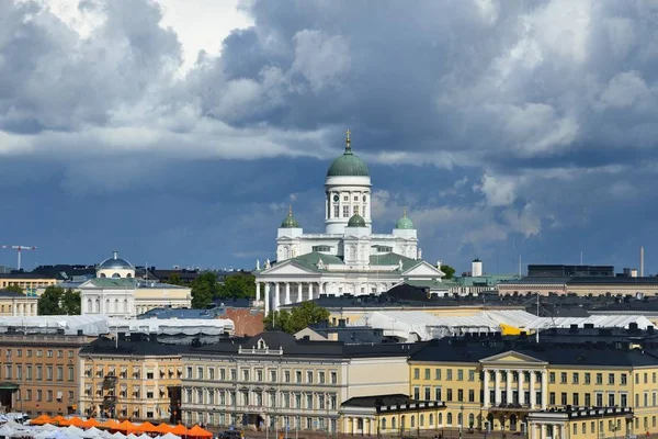 Helsinki Katedra i stare miasto centrum — Zdjęcie stockowe