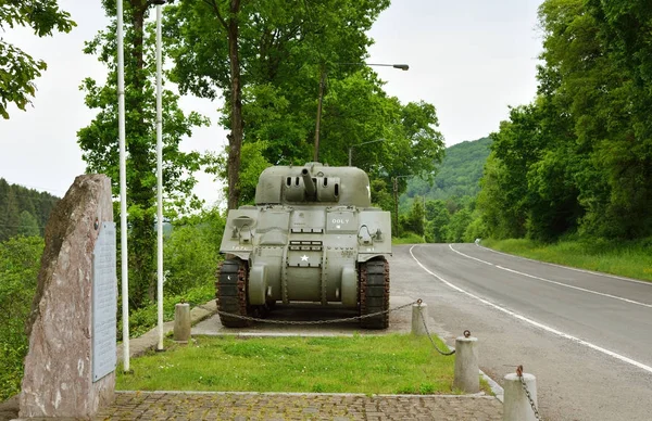 Sherman tank monument — Stock Photo, Image