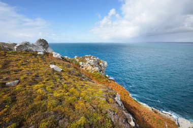 Bir okyanus plaj Pointe de Toulinguet görünümünü 