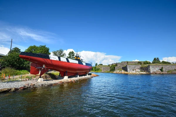 Fiński submarine Vesikko w pobliżu Suomenlinna fortress — Zdjęcie stockowe