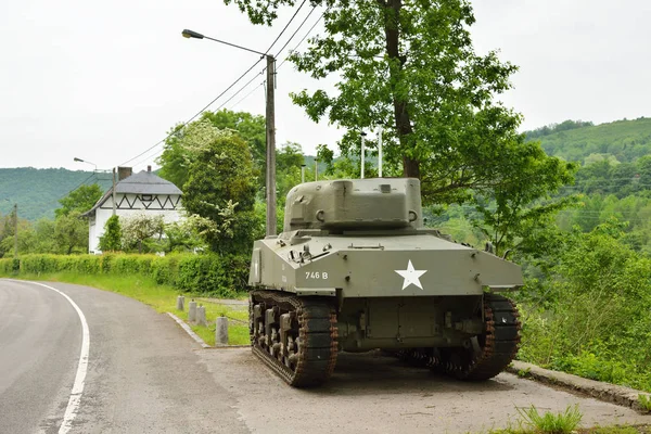 Sherman tank monument — Stock Photo, Image