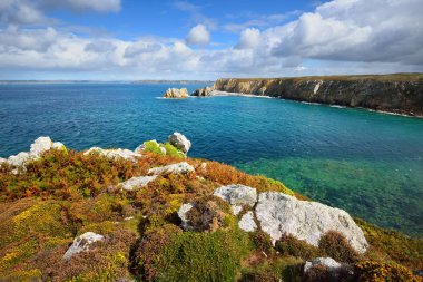 Bir okyanus plaj Pointe de Toulinguet görünümünü 
