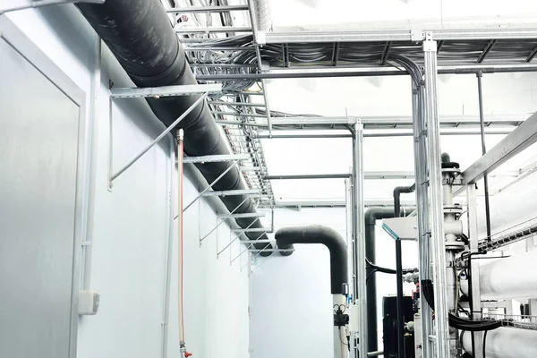 Tratamiento de agua industrial y sala de calderas — Foto de Stock