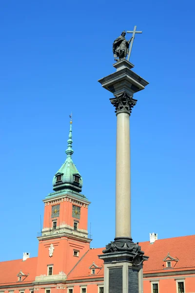 Königsschloss in der Warschauer Altstadt — Stockfoto