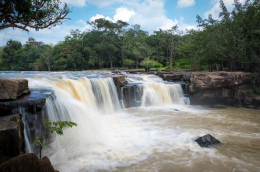 Wash'de şelale Milli Parkı.