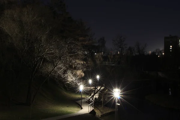 Rússia Moscovo Distrito Tsaritsyno Parque Arshinovsky Noite — Fotografia de Stock