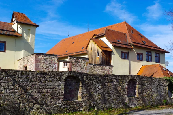 Castle Neuenbuerg yakınındaki Pforzheim, Kara Orman, Almanya