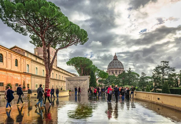 Vatican Vatican City December 2018 People Terrace Overlooking Dome Peter — ストック写真