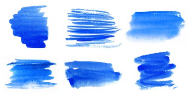 Beyaz fırça darbeleriyle sanatsal arka plan. Yatay boya izleri ya da lekeleri olan soyut bir arkaplan. Paket kağıdı ve kumaş baskısı için grunge biçimi.