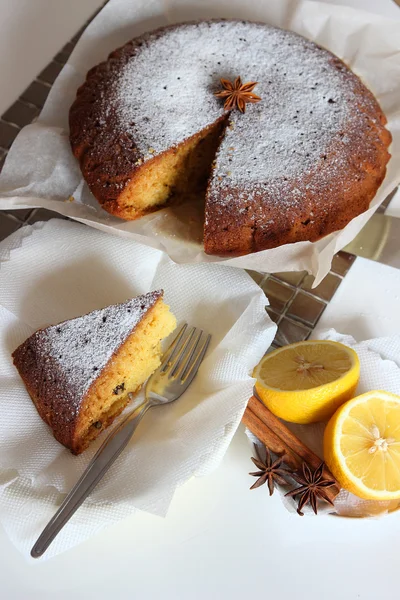 Cake from corn flour and lemon. — Stock Photo, Image