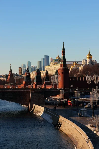 Blick Auf Den Moskauer Kreml Eine Steinbrücke Und Den Moskauer — Stockfoto