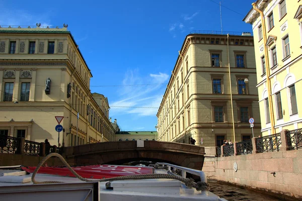 Maja 2017 Petersburg Rosja Zobacz Starych Budynków Wzdłuż Kanału Rzeka — Zdjęcie stockowe