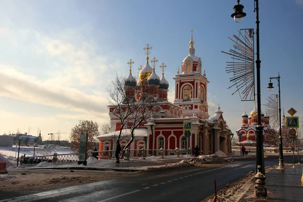 Fevereiro 2018 Moscou Rússia Vista Antiga Rua Capital Chamada Varvarka — Fotografia de Stock