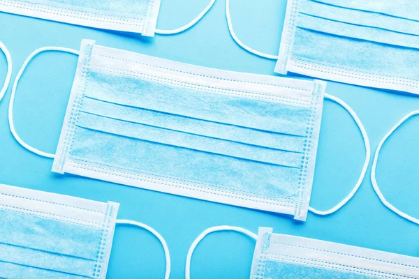 Medizinische Hygienemaske Gesichtsschutzmasken Auf Blauem Hintergrund Einweg Chirurgische Gesichtsmaske Schutz — Stockfoto
