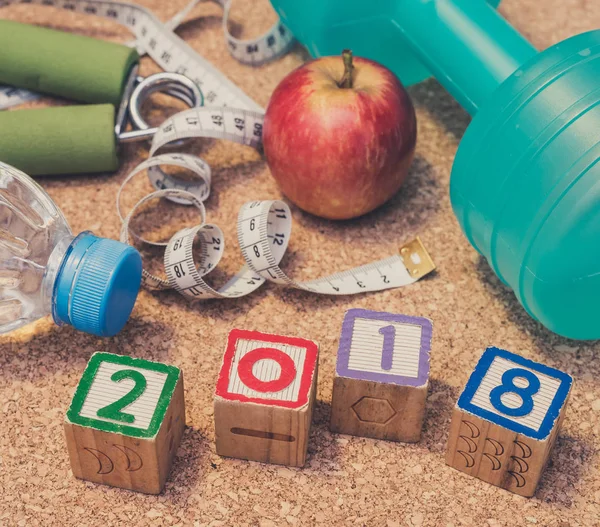 Yat - mutlu yeni yıl 2018. Fitness ve sağlıklı beslenme kavramı