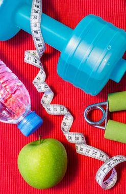 Yat - halter, teyp, el kavrama, maden suyu, F ölçme