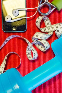 Yat - halter, teyp, el kavrama, maden suyu, F ölçme