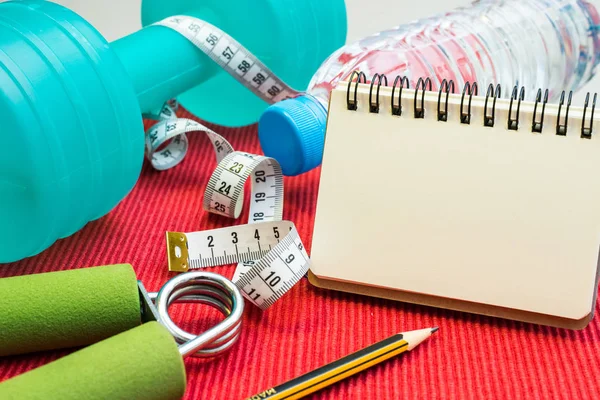 Yat - halter, teyp, el kavrama, maden suyu, F ölçme