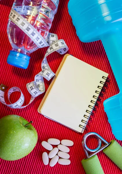 Yat - halter, teyp, el kavrama, maden suyu, F ölçme