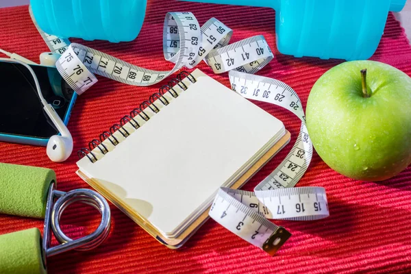 Yat - halter, teyp, el kavrama, maden suyu, F ölçme