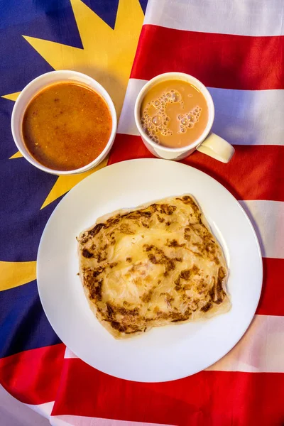 Malaysia Food - roti canai and teh tarik, very famous drink and