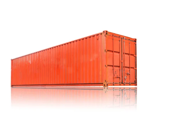 Оранжевый контейнер стек на грузовом прицепе грузовик изолировать белый фон — стоковое фото