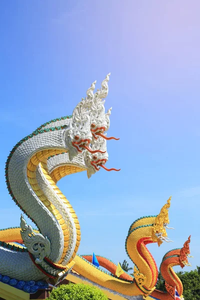 Serpent king statues in buddhist temple — Stock Photo, Image