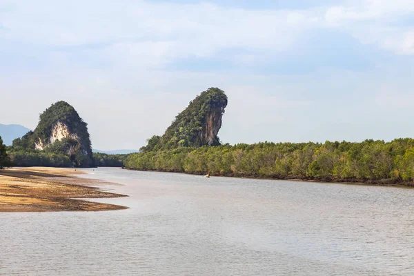 Krabi Thailand Nam iki kalker Dağları sembolü Khao Kha Nab