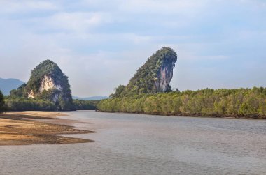Krabi Thailand Nam iki kalker Dağları sembolü Khao Kha Nab
