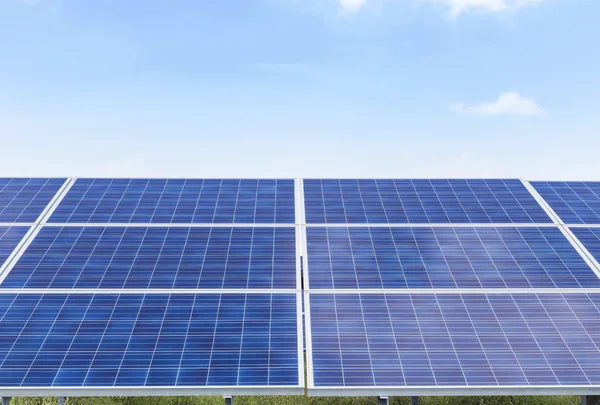 Células solares energía renovable alternativa del sol —  Fotos de Stock