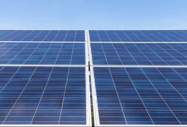 Güneş panelleri alternatif yenilenebilir enerji güneş'ten yukarı kapatın 