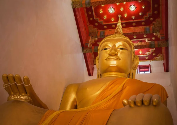 Nahaufnahme Große Goldene Buddha Statue Öffentlichen Wat Palelaiworaviharn Tempel Suphanburi — Stockfoto