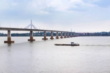 İkinci Tay - lao Dostluk Köprüsü mekong Nehri üzerinde mukdahan, Tayland 