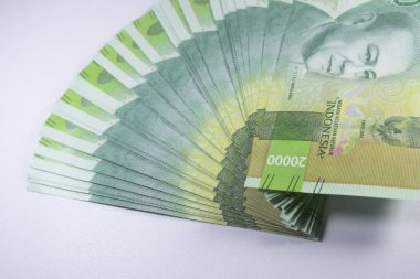 Yeni iki bin rupiah para 