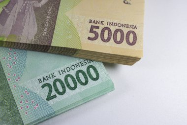 Yeni rupiah para 