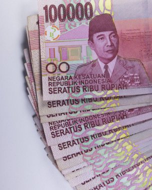 Yeni rupiah para 