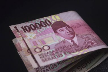 Yeni rupiah para 