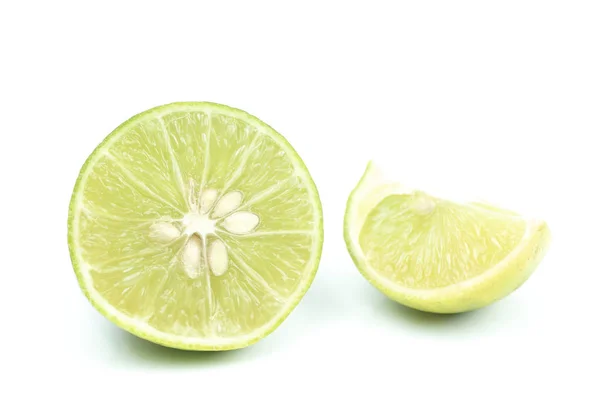 Limoni sul suolo bianco — Foto Stock