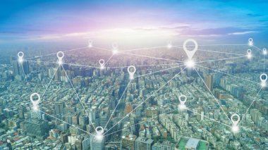 kapsamlı sosyal bağlantı ve şehrin her yerinde internet