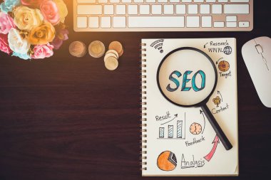 Seo ve Büyüteç camı, para COI grafik kağıdına Üstten Görünüm