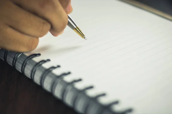 Escrita Mão Com Caneta Caderno Espaço Cópia Papel — Fotografia de Stock