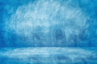 Mavi antika çimento stüdyosu ve güncel ürün için oda arkaplanı