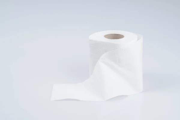 Toilettenpapierrolle Isoliert Auf Weißem Hintergrund — Stockfoto