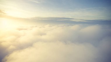 Güneşli gökyüzü arka plan, heav üzerinde güzel cennet