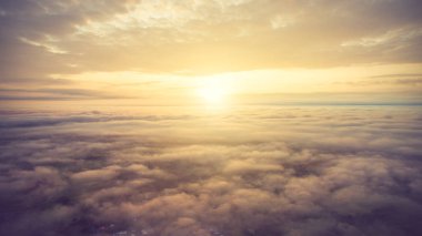 Güneşli gökyüzü arka plan, heav üzerinde güzel cennet