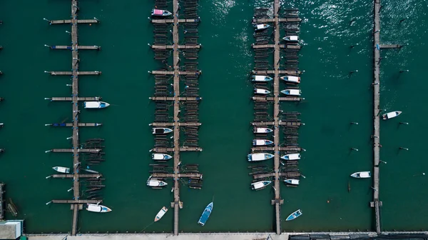 Vista aérea sobre o grupo de barcos de pesca, Tailândia — Fotografia de Stock