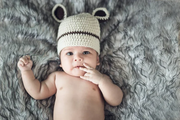 Beaufiful білий немовля дівчинка — стокове фото
